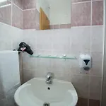 Otel Manufaktura 3*