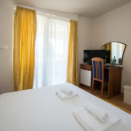Manufaktura 3* Kaštela