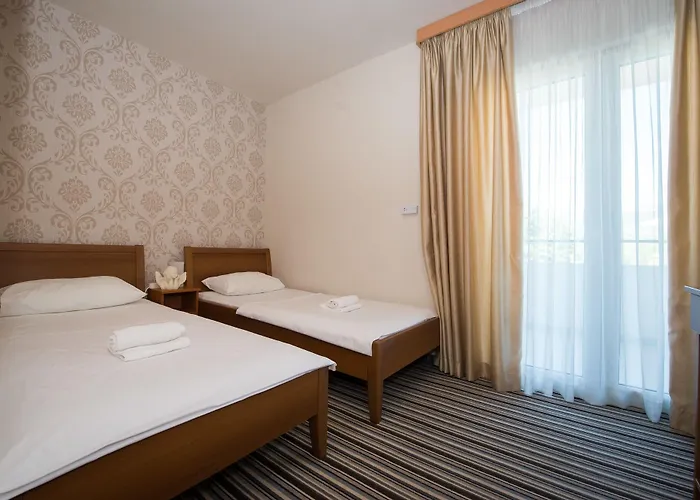 Hotel Manufaktura 3*