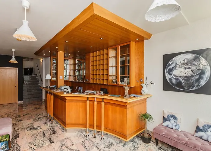 Hotel Manufaktura 3*